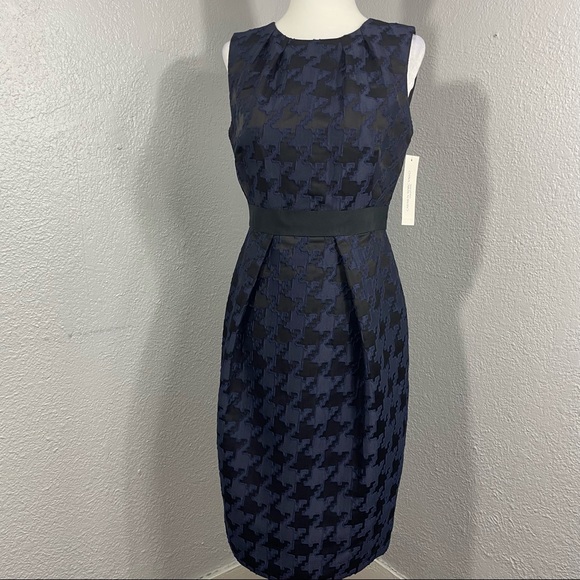 NWT Carmen Marc Valvo dress Size 2